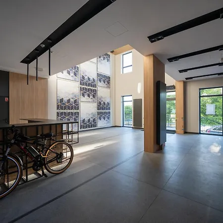 Apartment Wiktoryn - Balcony, Gym & Sauna - By Rentujemy