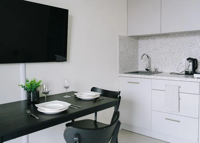 Wiktoryn - Balcony, Gym & Sauna - By Rentujemy Varsóvia