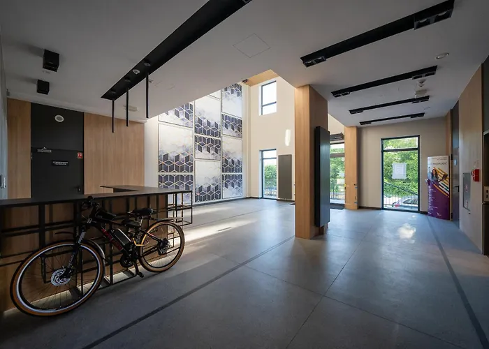 Apartamento Wiktoryn - Balcony, Gym & Sauna - By Rentujemy