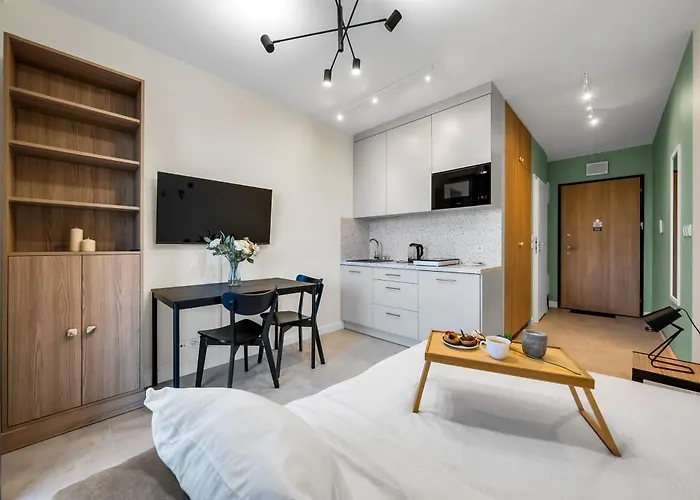 Wiktoryn - Balcony, Gym & Sauna - By Rentujemy Lejlighed Warszawa