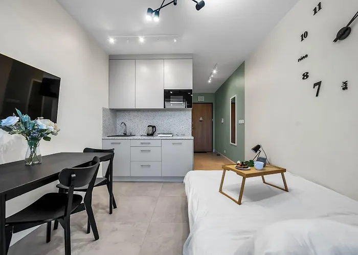 Wiktoryn - Balcony, Gym & Sauna - By Rentujemy Lejlighed *